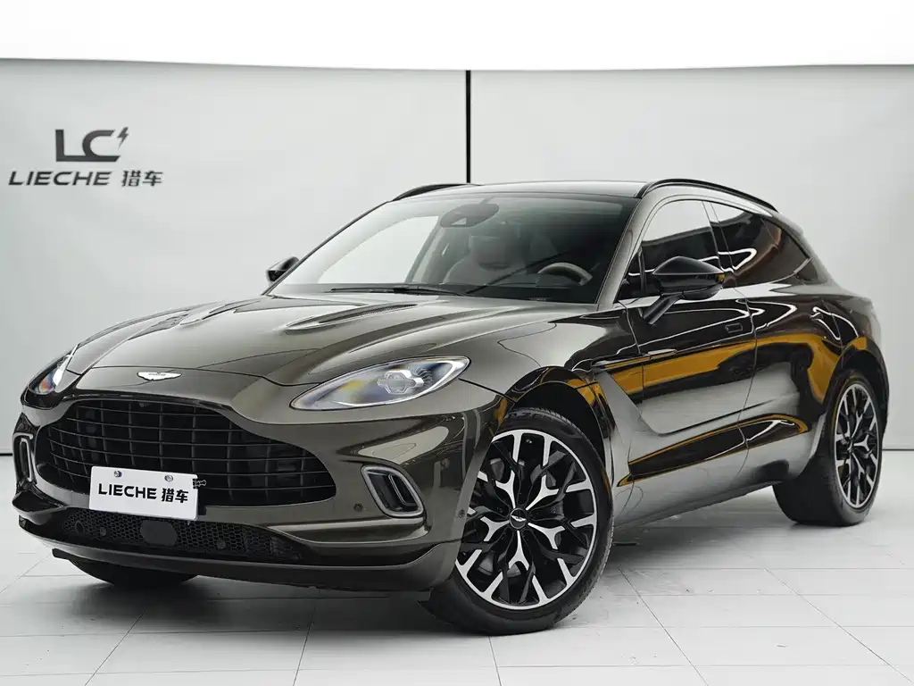 ASTON MARTIN  DBX