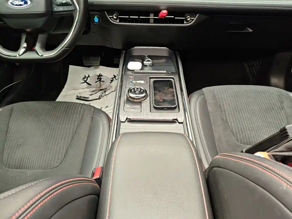 Ford Mondeo — миниатюра 14