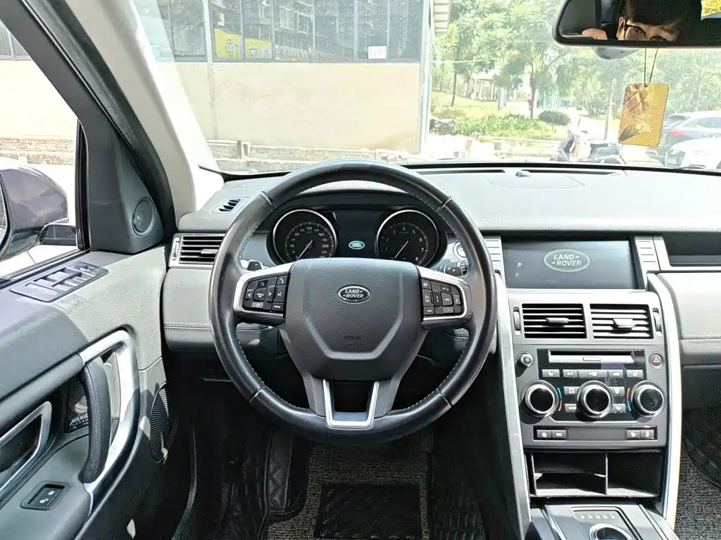 Land Rover Discovery Sport — миниатюра 11