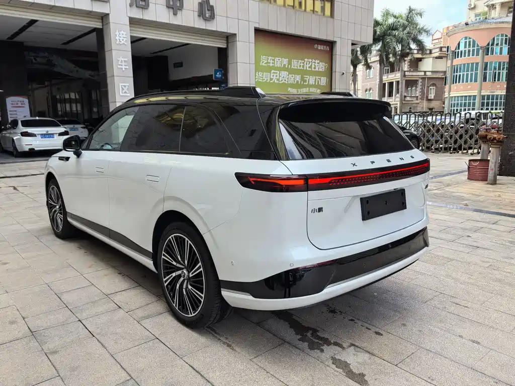 XPeng G9 — миниатюра 3
