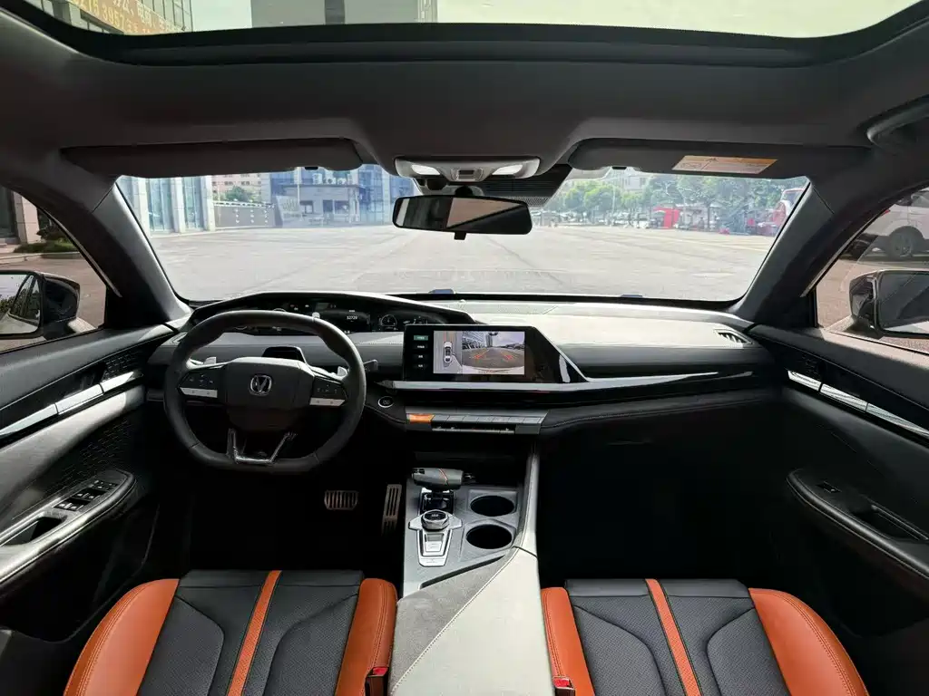 Changan UNI-V — миниатюра 5