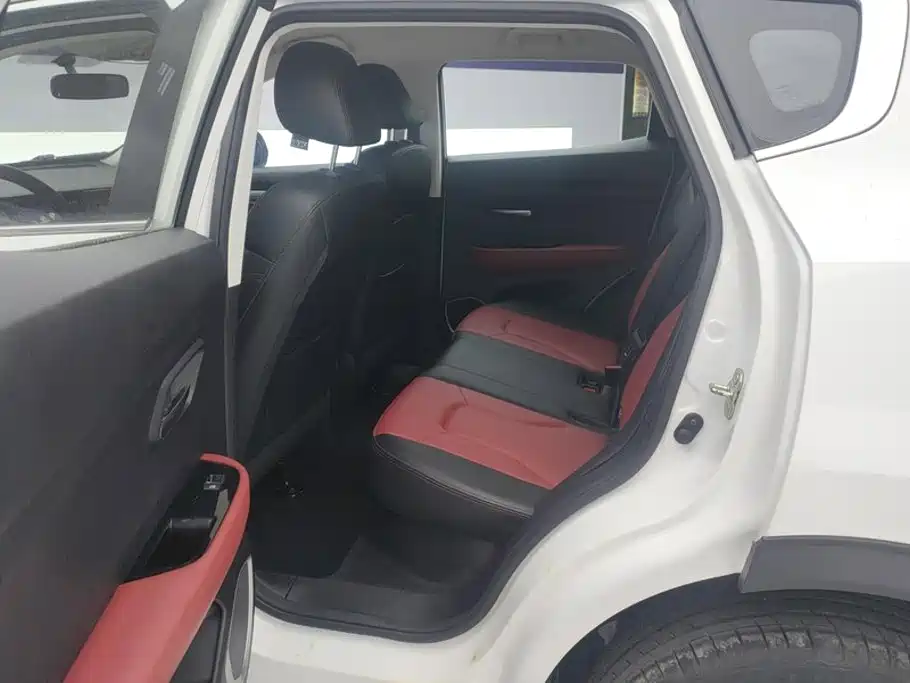 Haval H2s — миниатюра 11