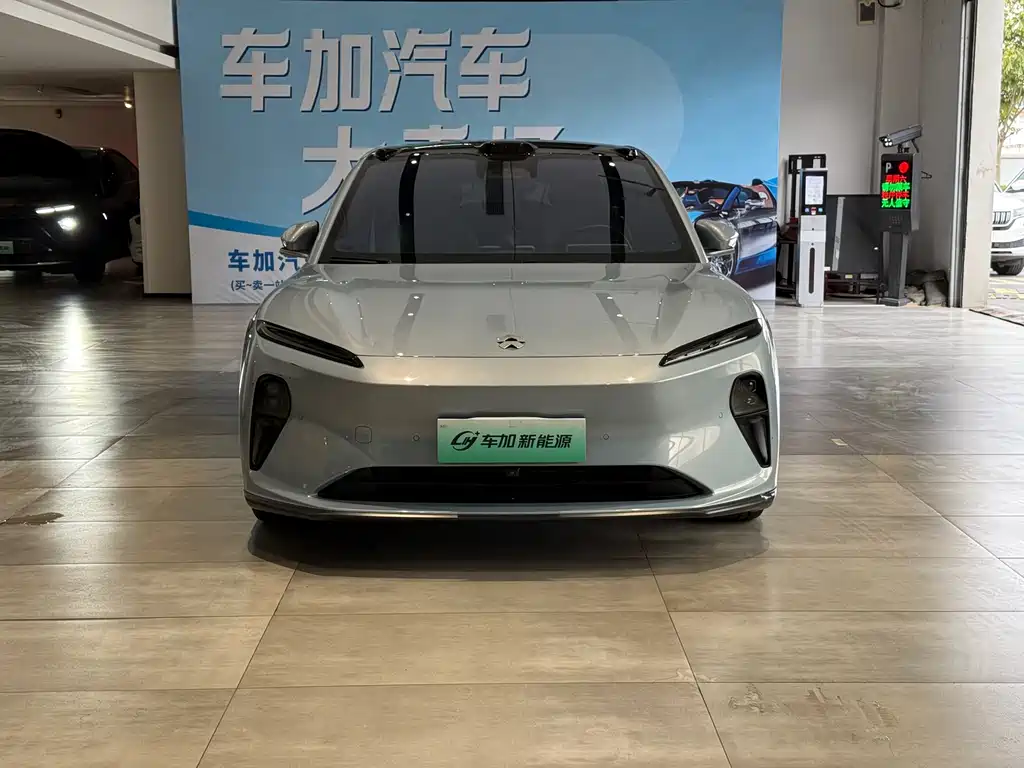 NIO ET5T — миниатюра 2