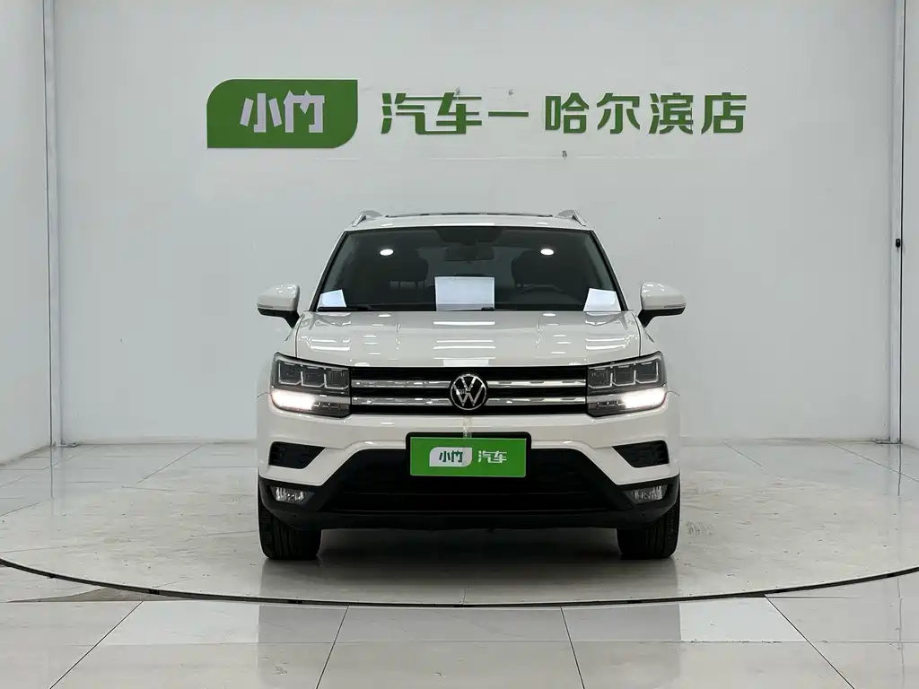 Volkswagen Tharu — миниатюра 2