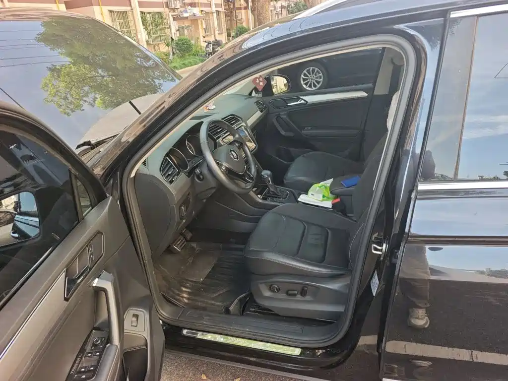 Volkswagen Tiguan L — миниатюра 8