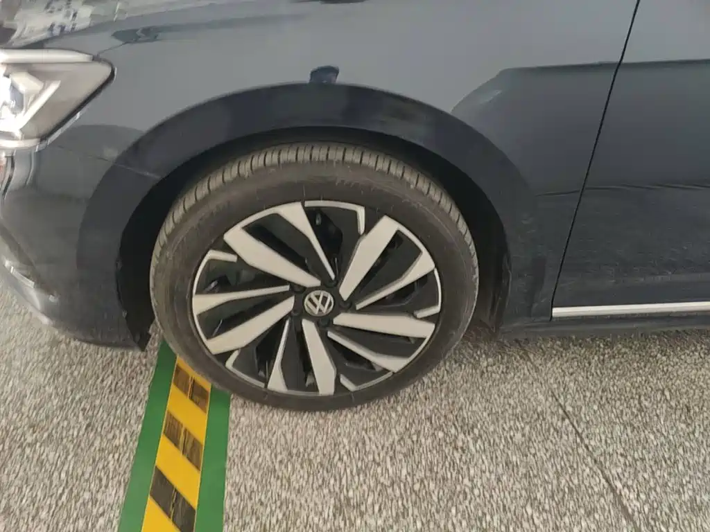 Volkswagen Passat — миниатюра 23