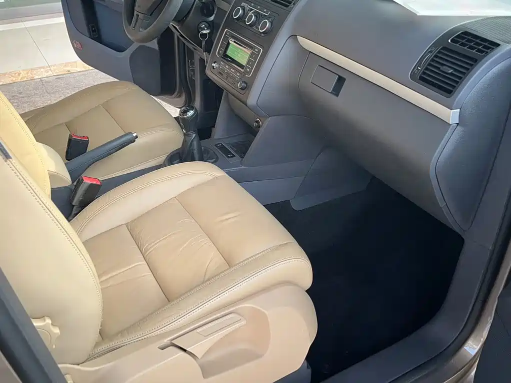 Volkswagen Touran — миниатюра 7
