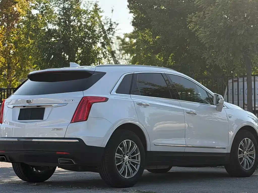 Cadillac XT5 — миниатюра 6