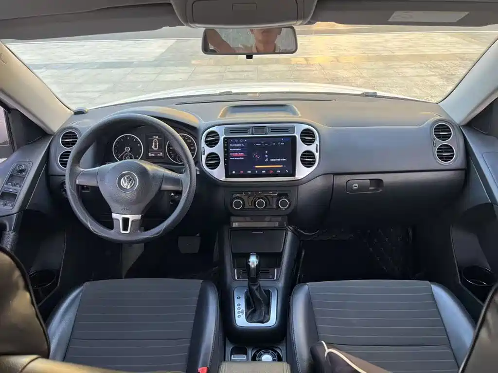 Volkswagen Tiguan — миниатюра 8