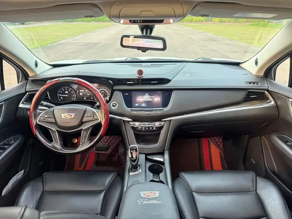 Cadillac XT5 — миниатюра 5