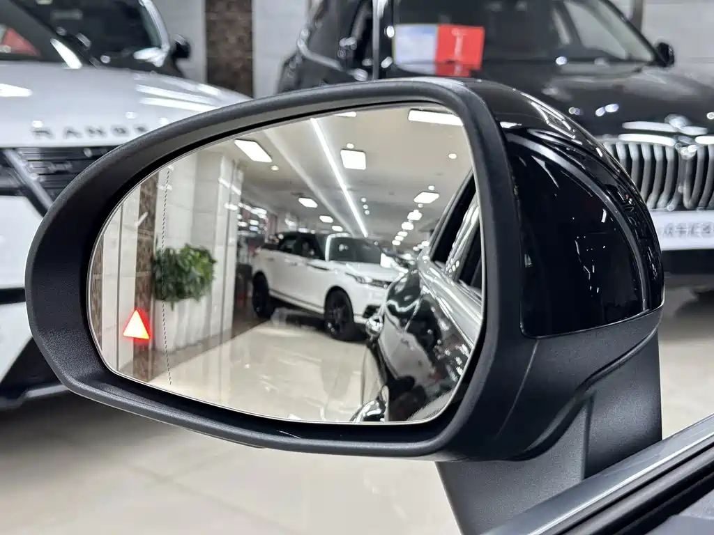 Mercedes-Benz GLC — миниатюра 24