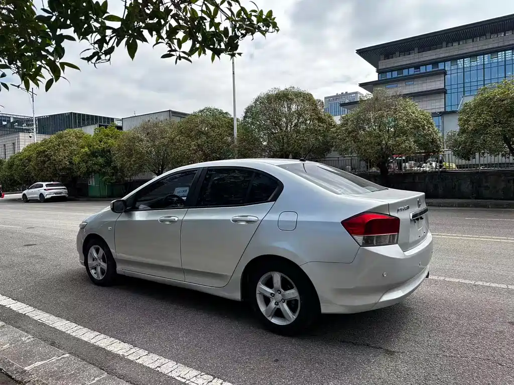 Honda City Classic — миниатюра 7