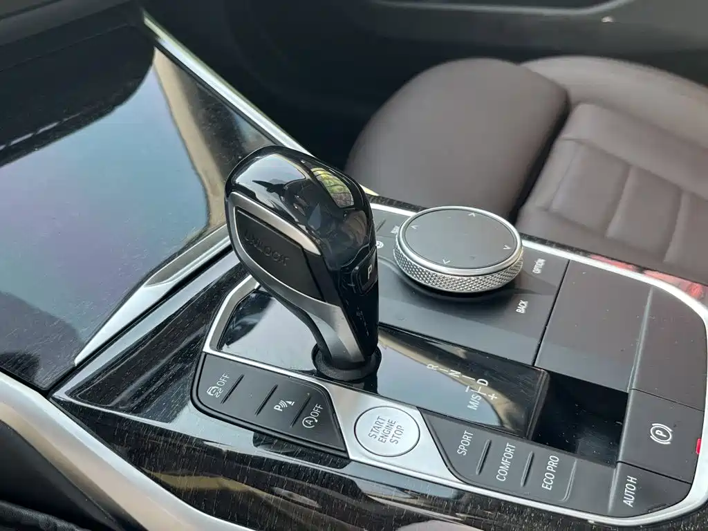 BMW 3 Series — миниатюра 14