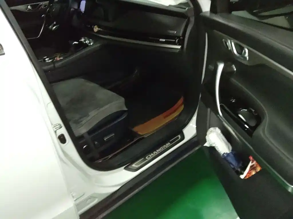 Changan CS95 — миниатюра 20