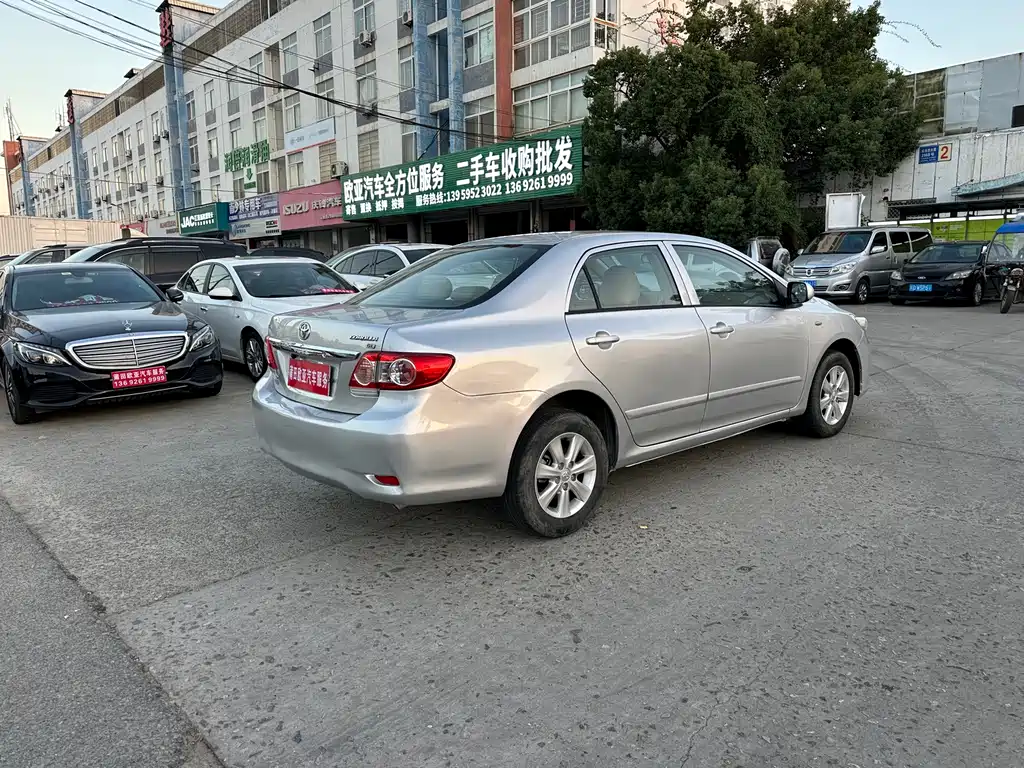 Toyota Corolla — миниатюра 8