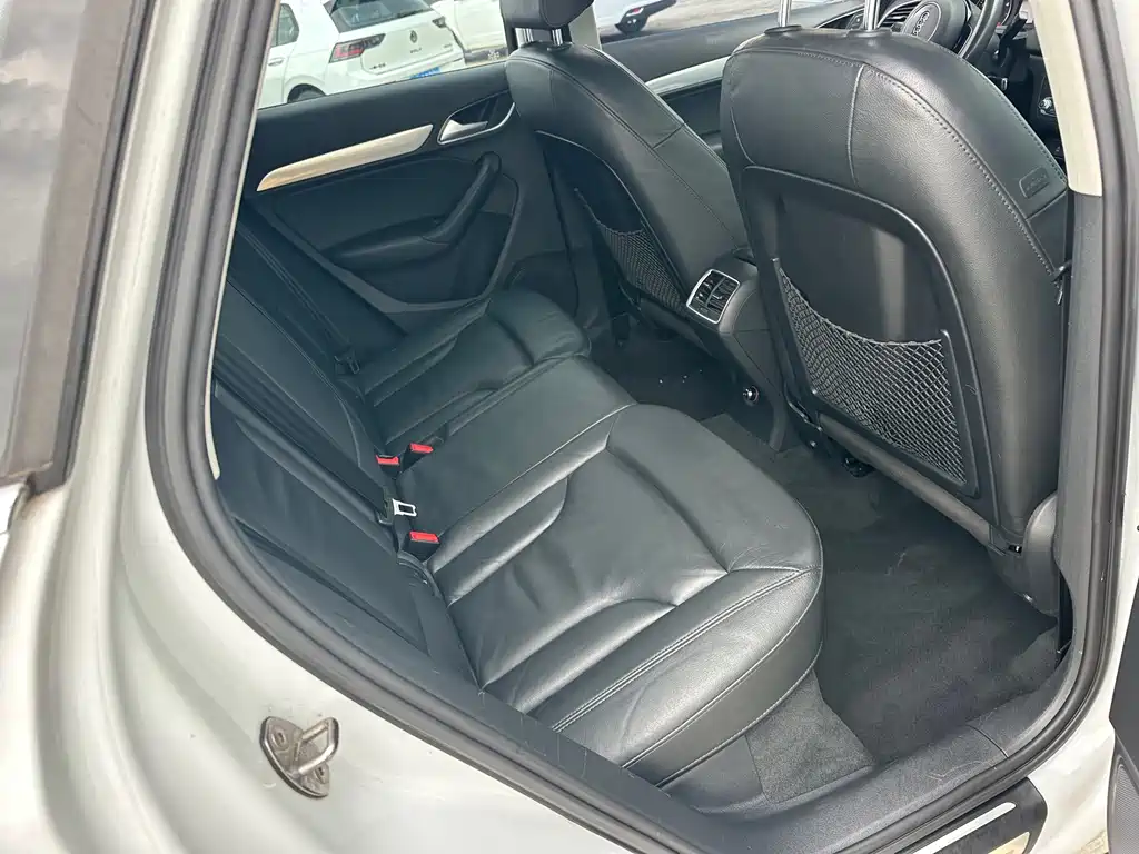 Audi Q3 — миниатюра 6