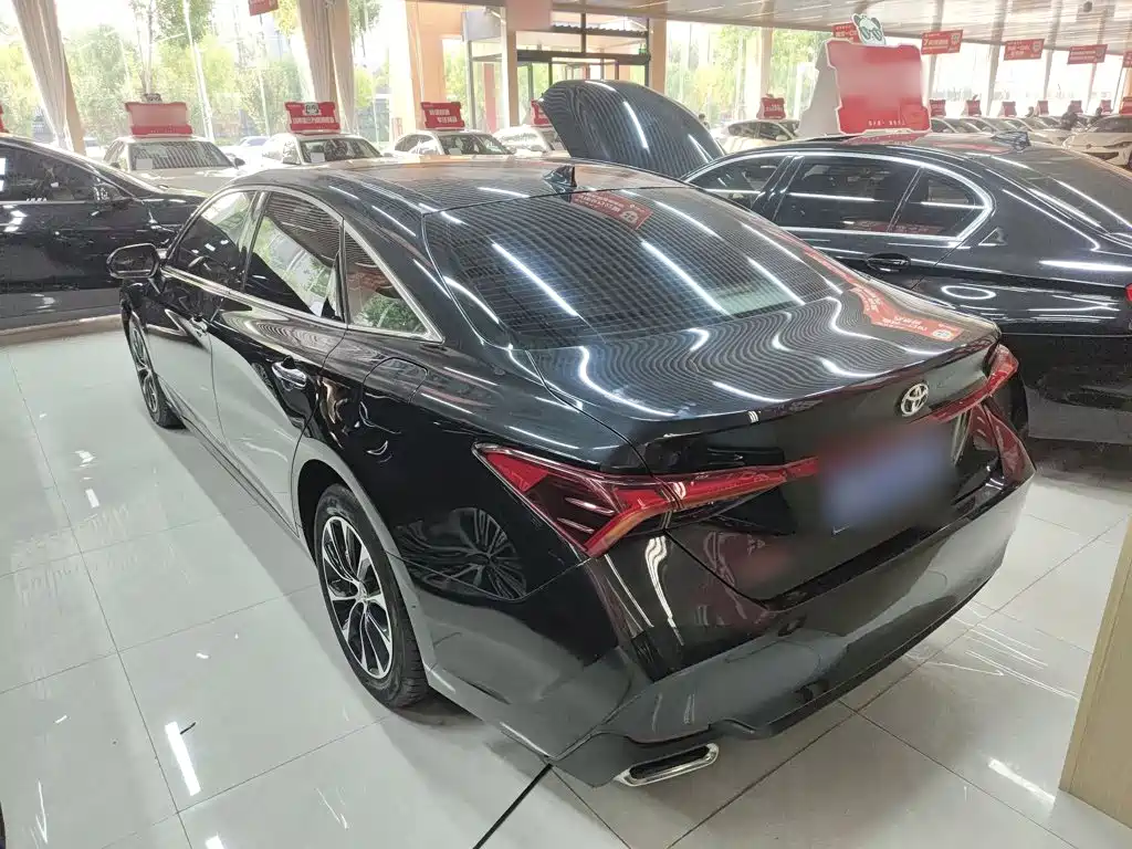 Toyota Avalon — миниатюра 12
