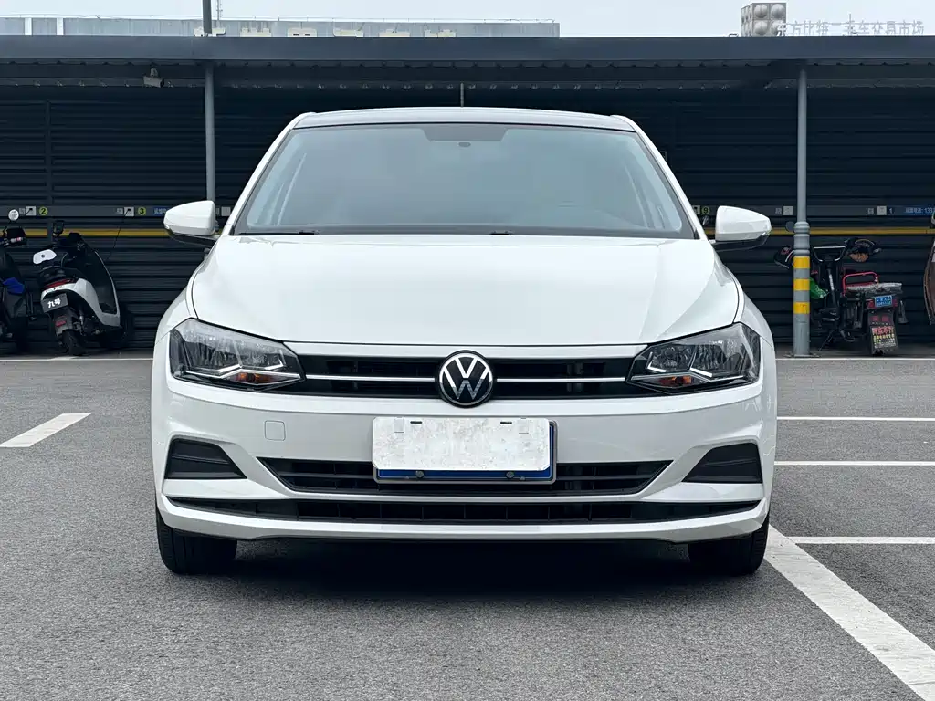 Volkswagen Polo — миниатюра 2