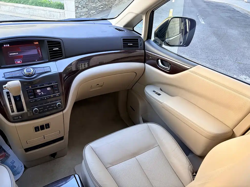 Nissan Quest — миниатюра 9