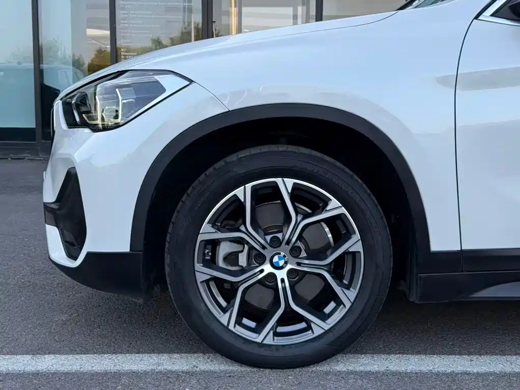 BMW X1 — миниатюра 5