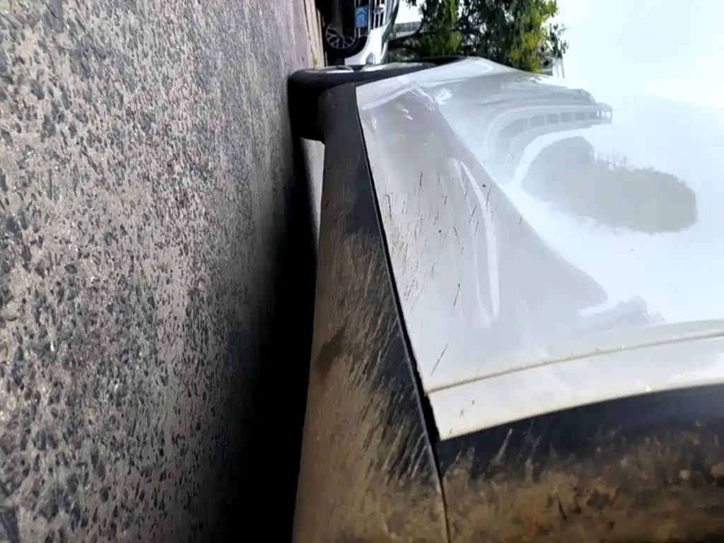 Tesla Model Y — миниатюра 21