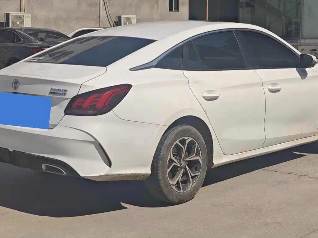 MG MG5 — миниатюра 7