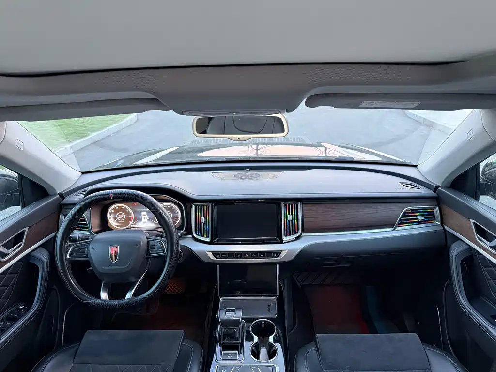 Hongqi Hongqi HS7 — миниатюра 13