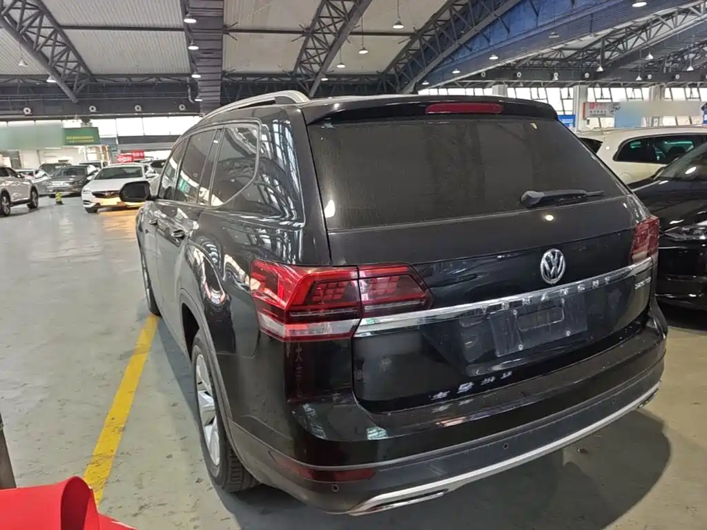 Volkswagen Teramont — миниатюра 5