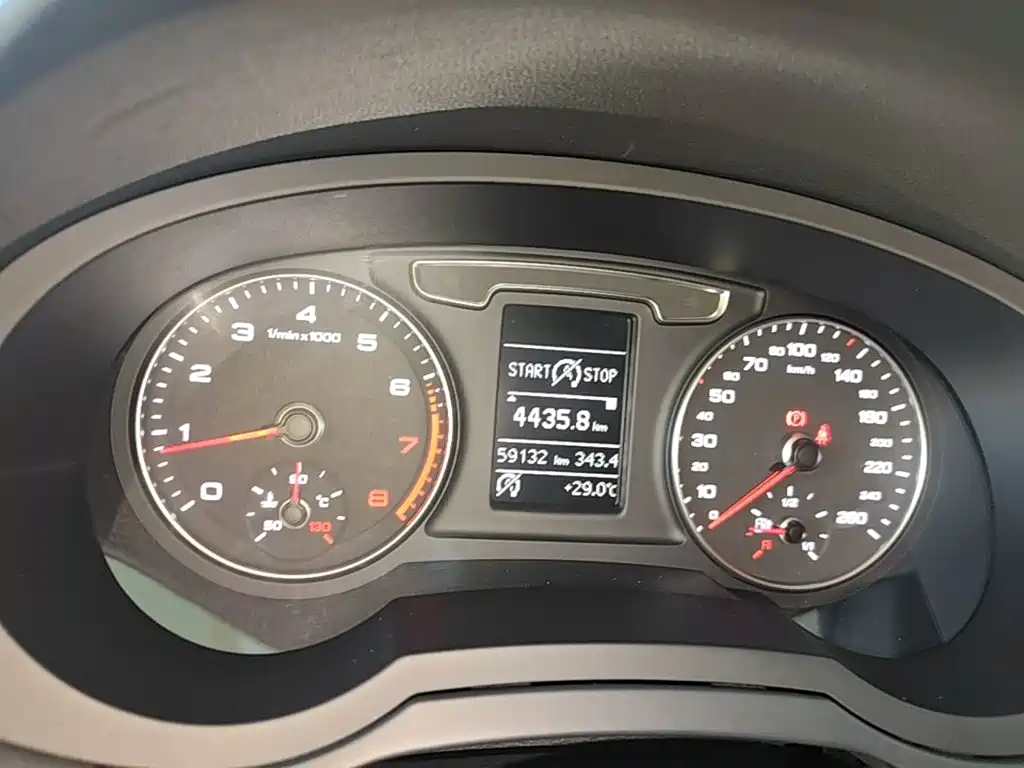 Audi Q3 — миниатюра 12