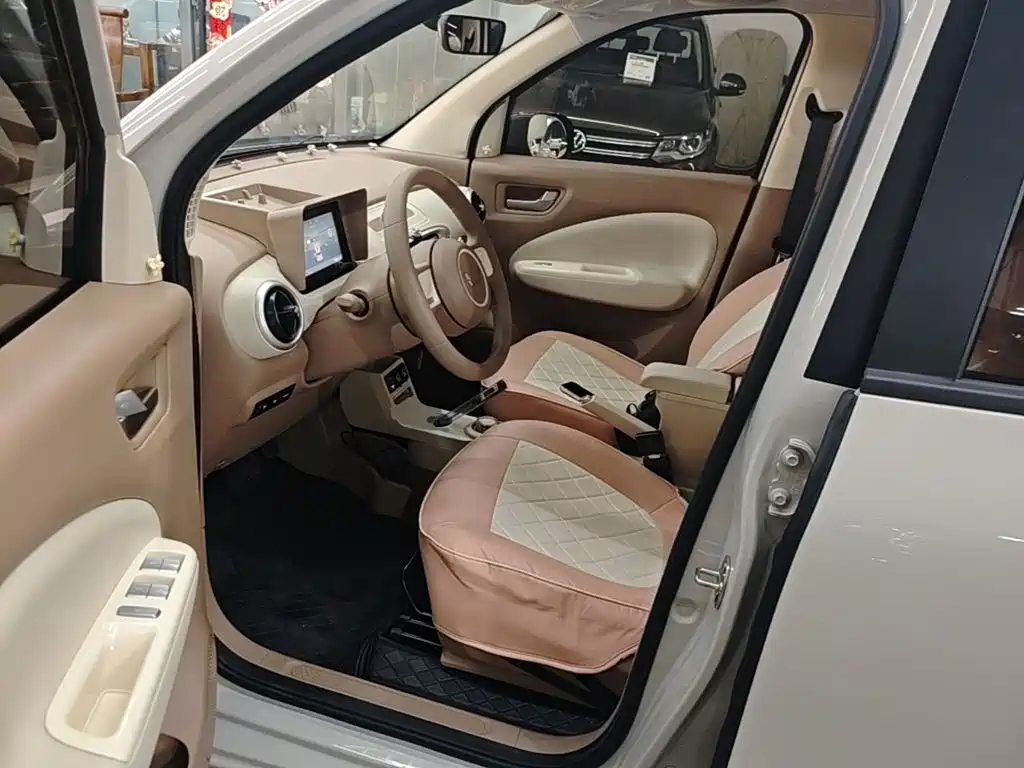 Wuling MINIEV — миниатюра 15