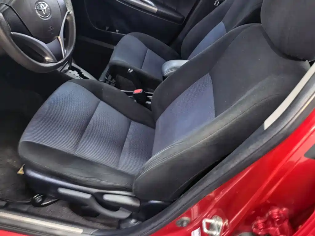 Toyota Yaris L — миниатюра 15