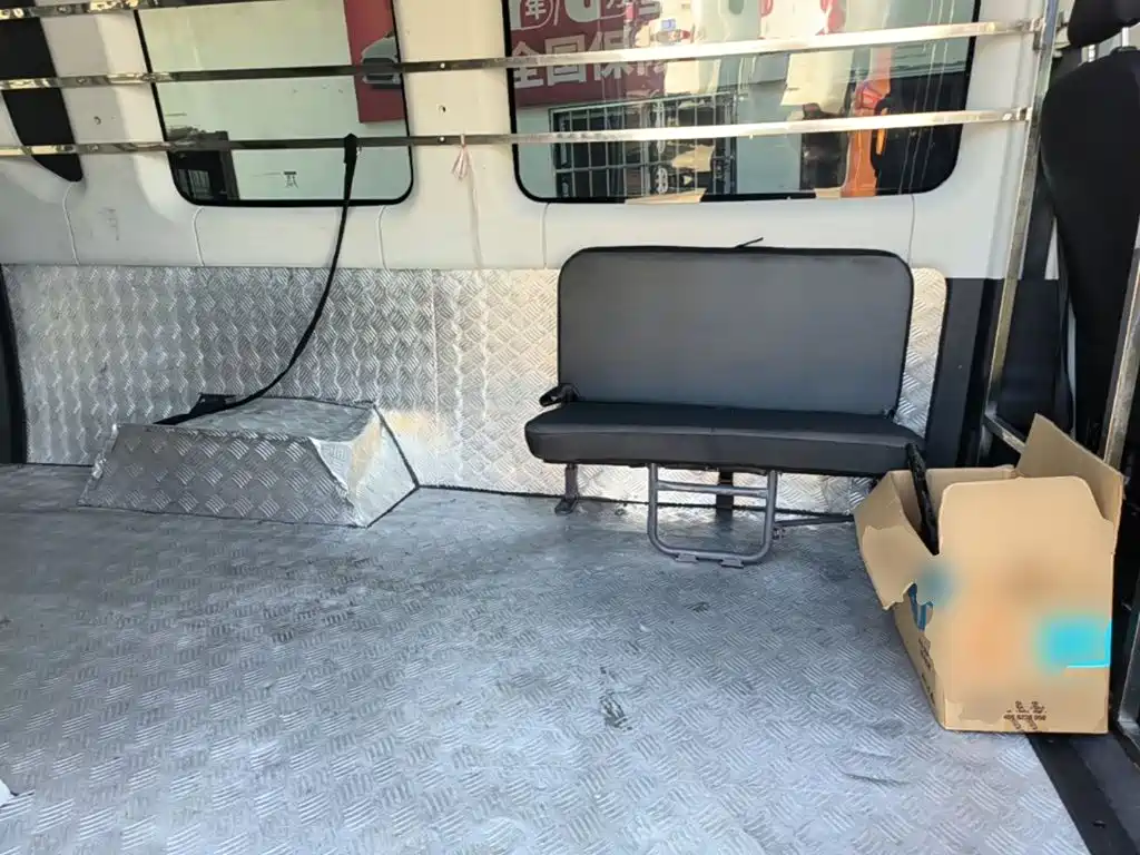 IVECO Ousheng — миниатюра 17