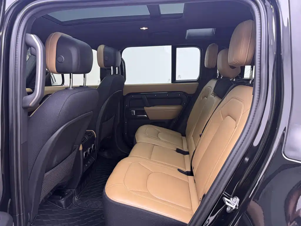 Land Rover Defender — миниатюра 14