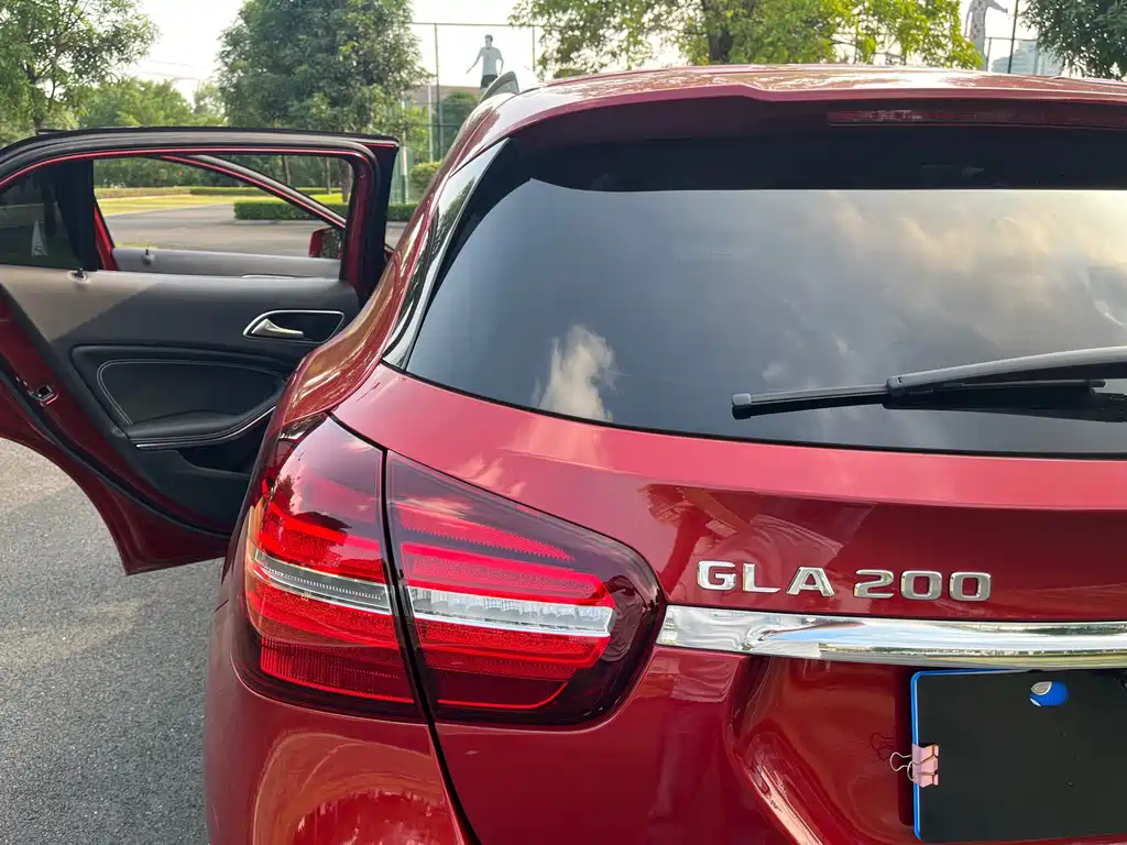 Mercedes-Benz GLA — миниатюра 19