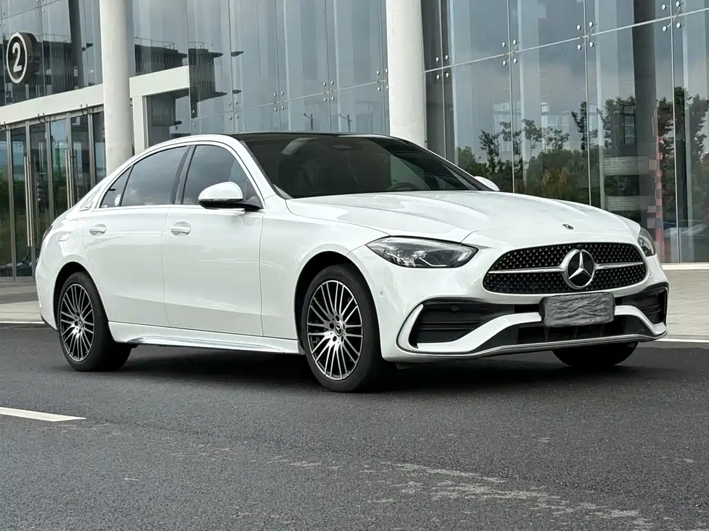 Mercedes-Benz C-Class — миниатюра 3