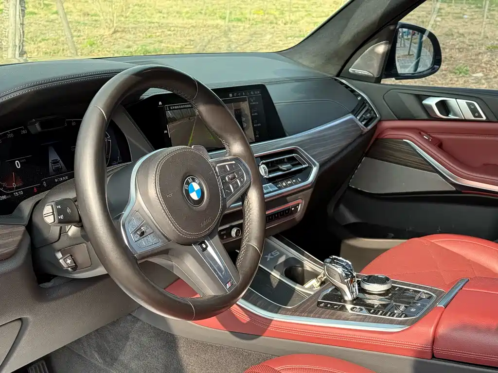 BMW X5 2022 xDrive 40Li Premium M Sport