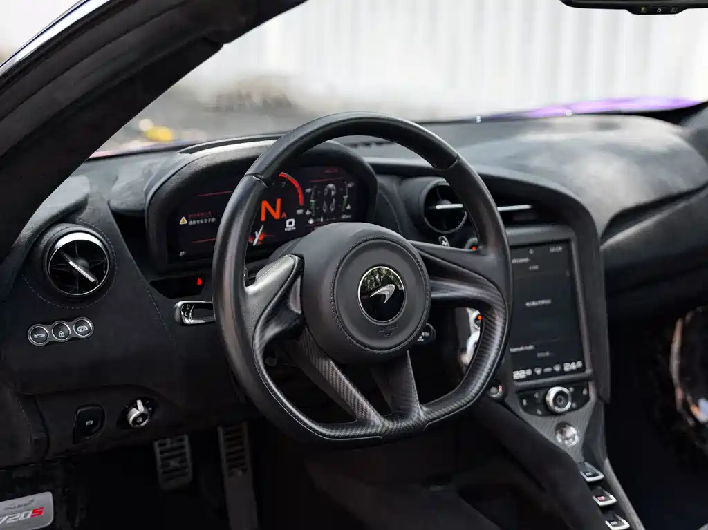 McLaren 720S — миниатюра 31