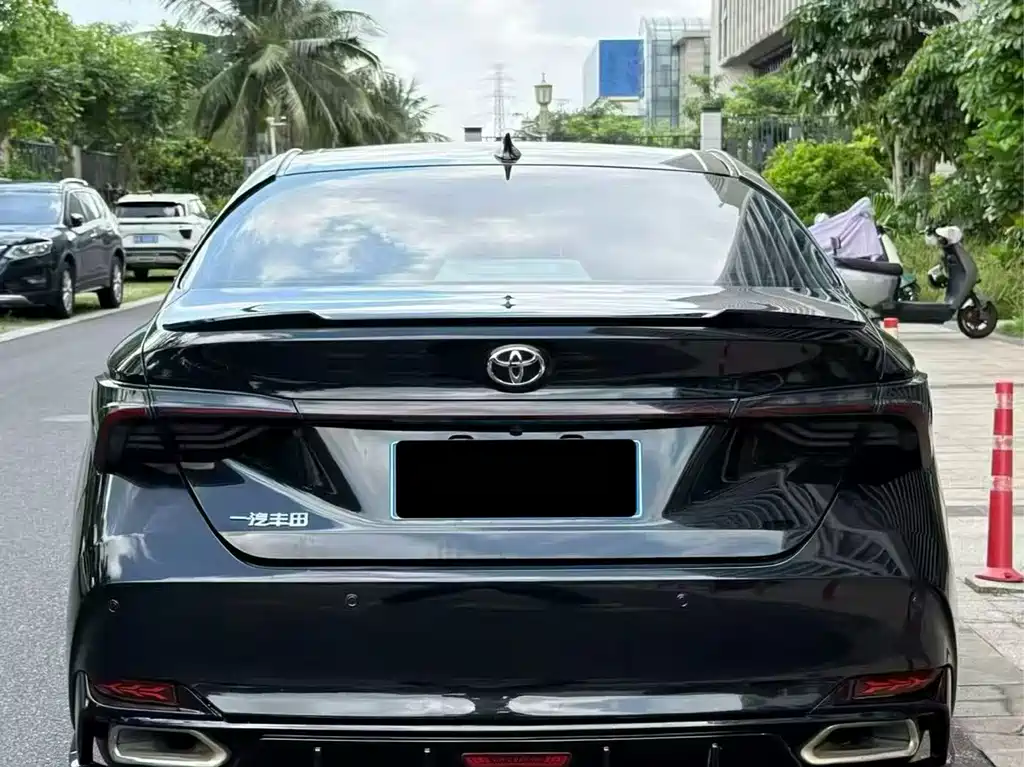 Toyota Avalon — миниатюра 8