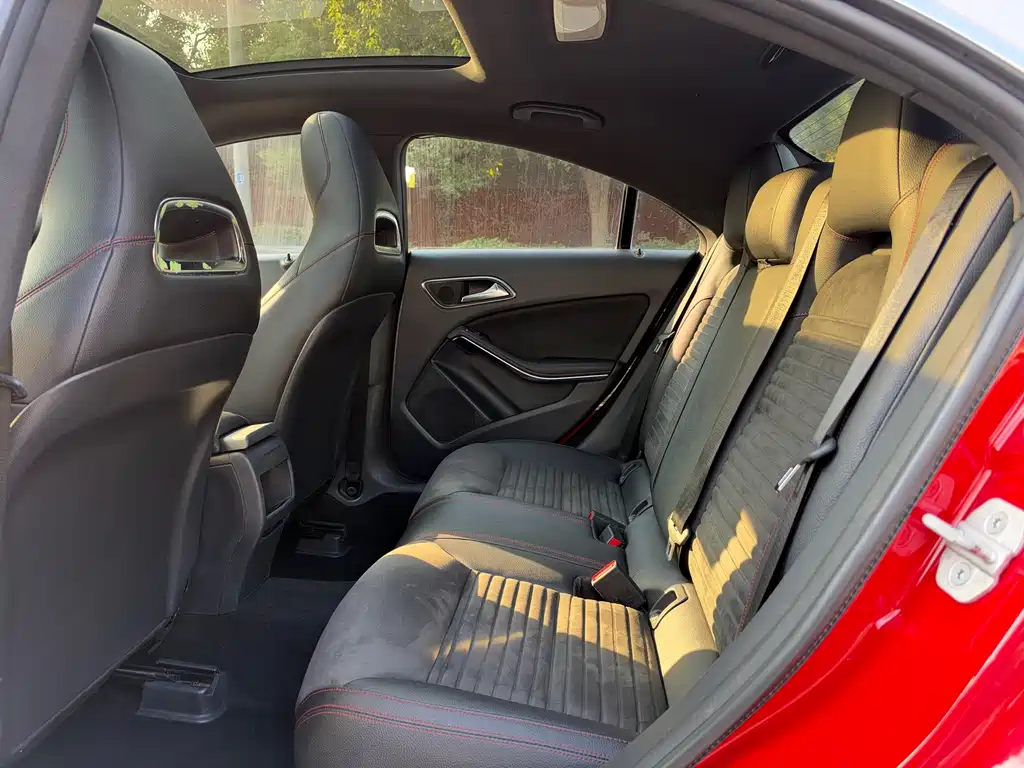 Mercedes-Benz CLA (Import) — миниатюра 12