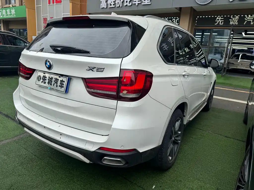 BMW X5 2018 xDrive35i Elegant
