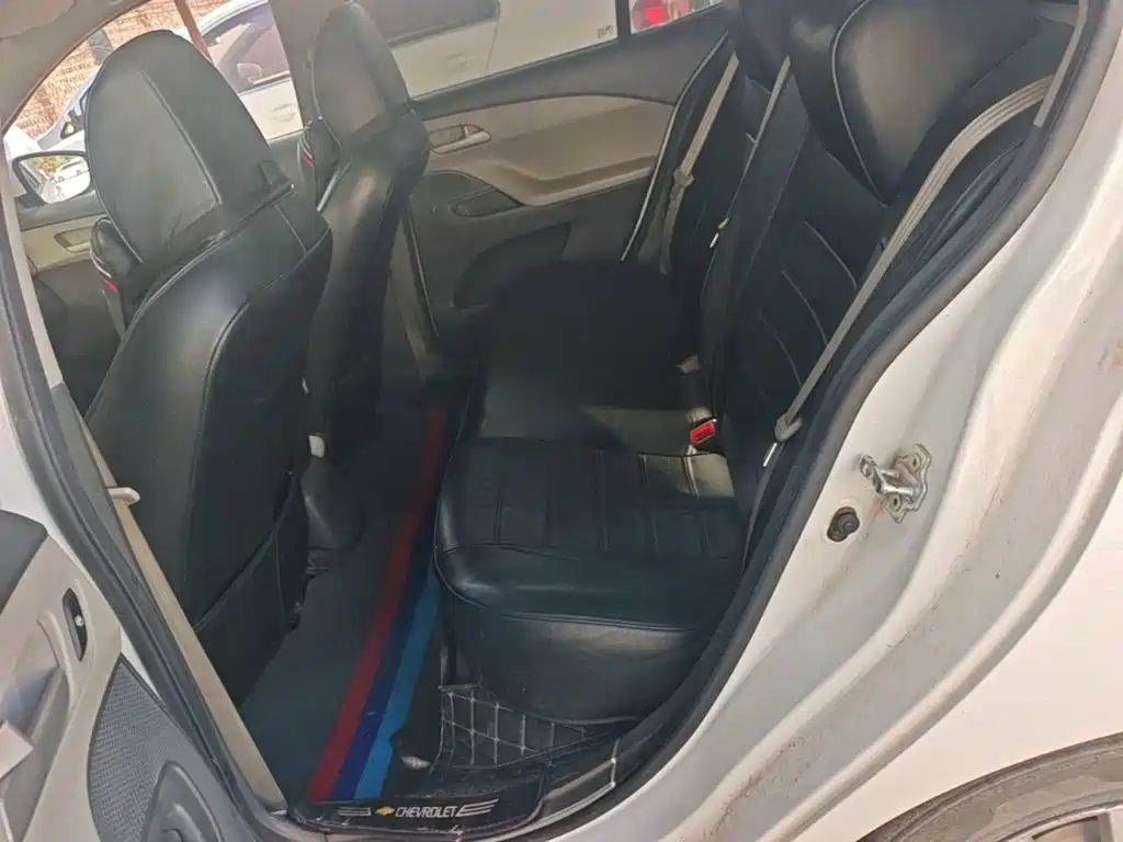Chevrolet Sail — миниатюра 17