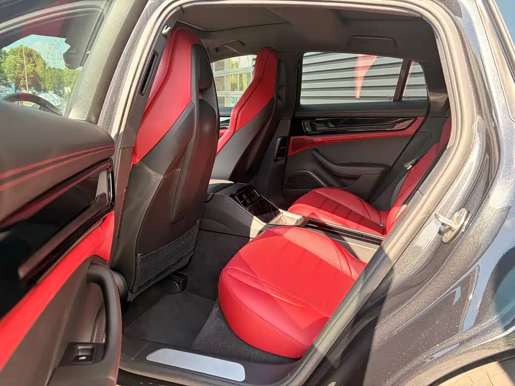 Porsche Panamera — миниатюра 10