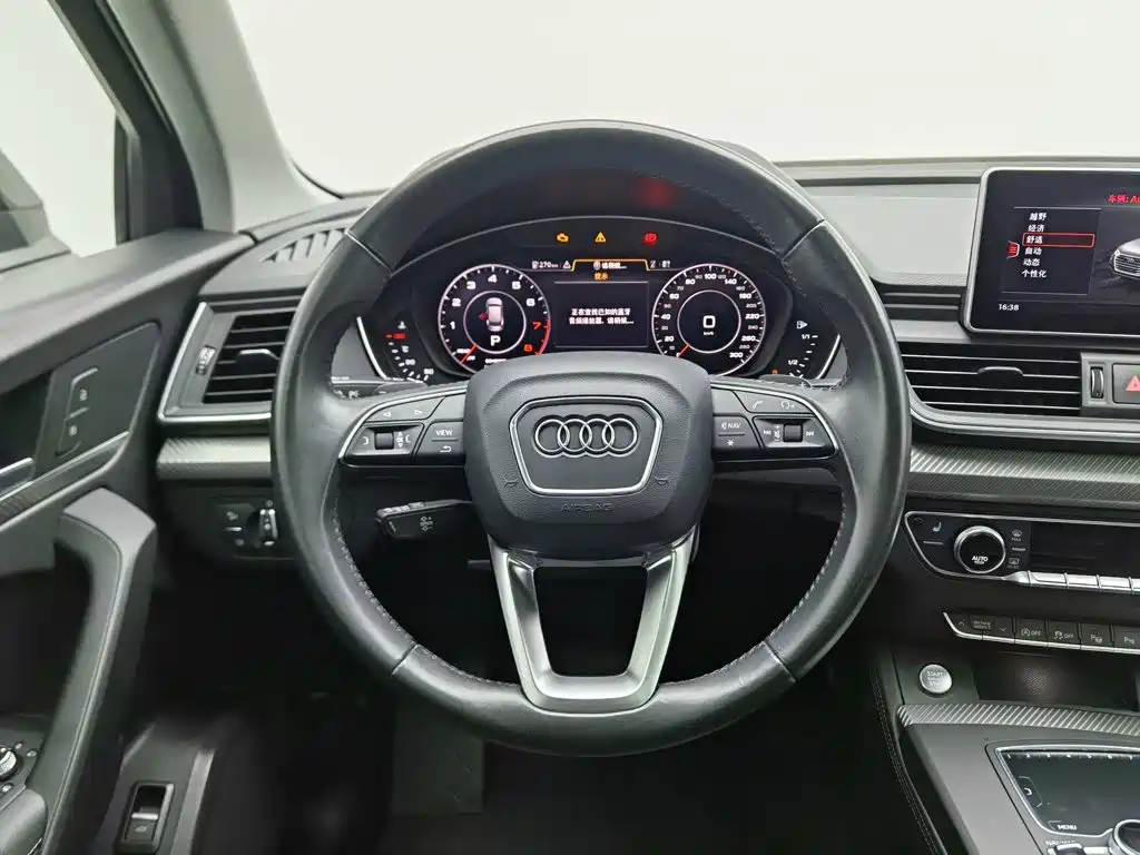 Audi Q5L — миниатюра 11
