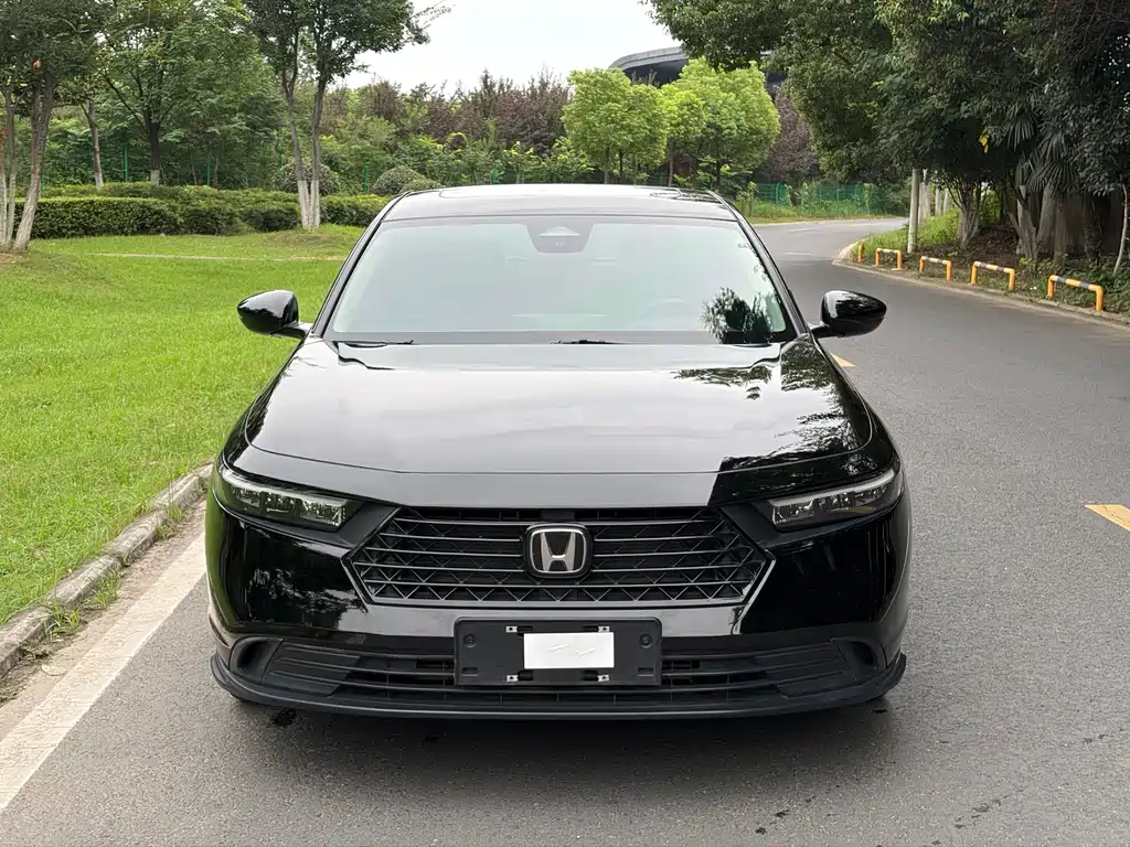 Honda Accord — миниатюра 2