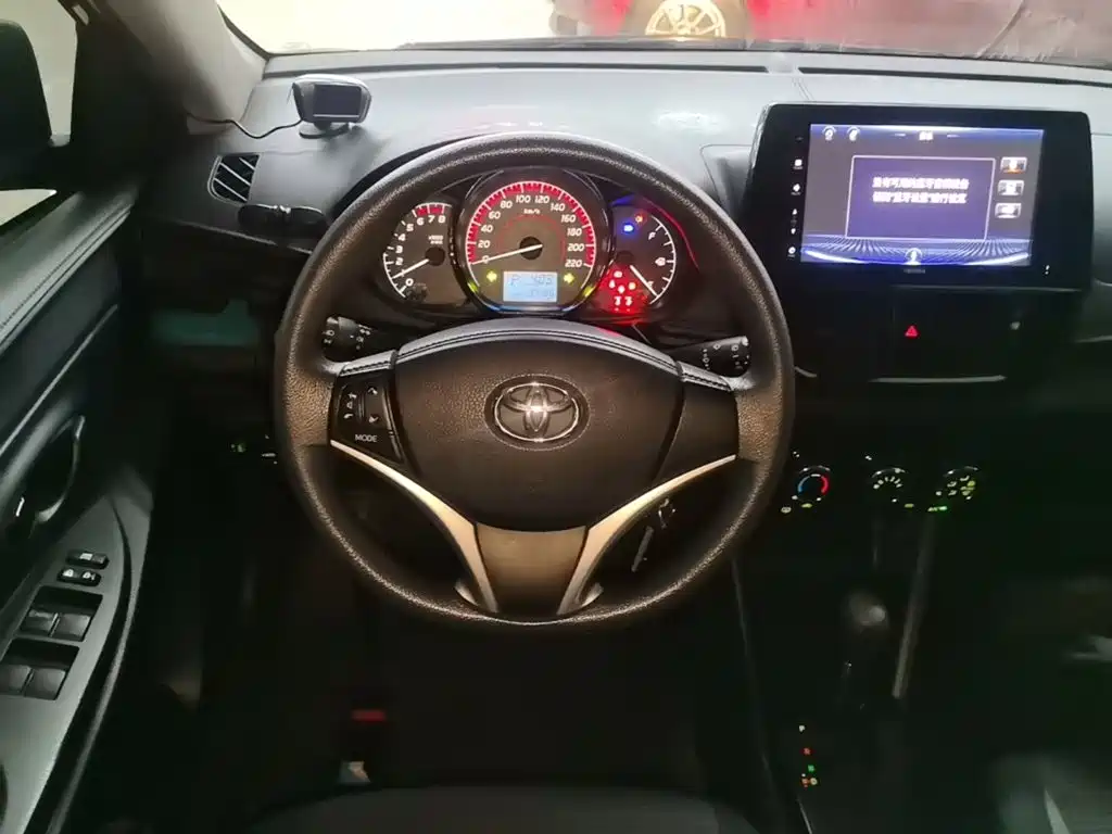 Toyota Vios FS — миниатюра 11