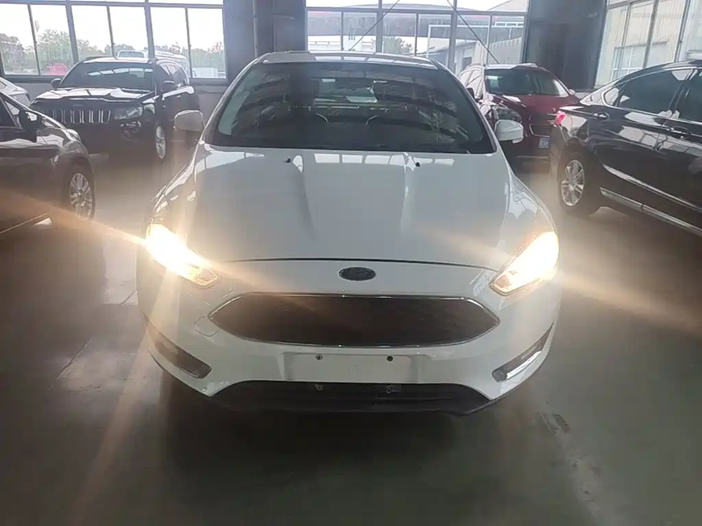 Ford Focus — миниатюра 3