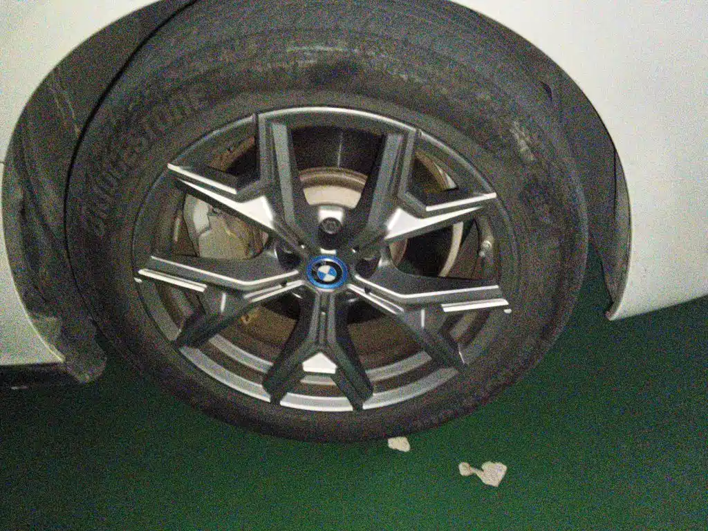 BMW i3 — миниатюра 9