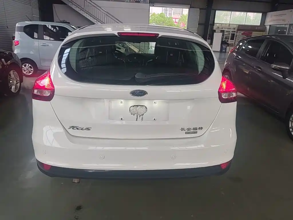 Ford Focus — миниатюра 6