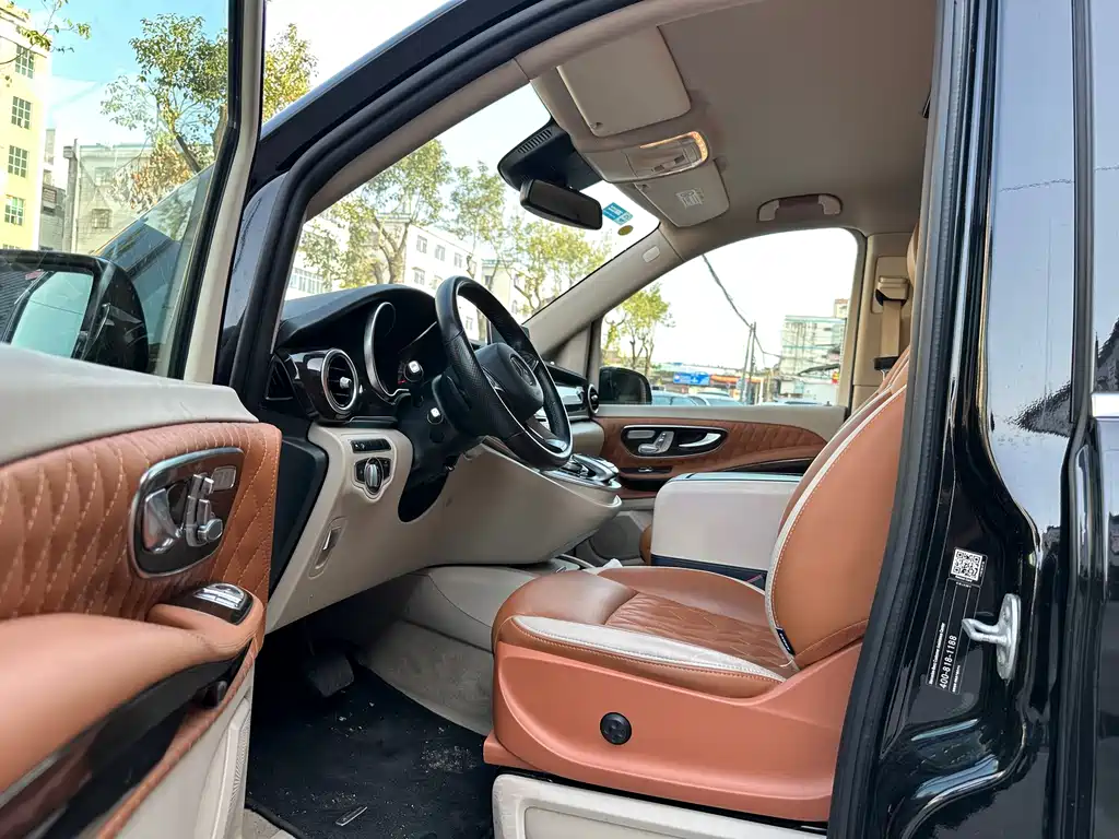 Mercedes-Benz V-Class V 2018 V 260 L Luxury Long Wheelbase VI