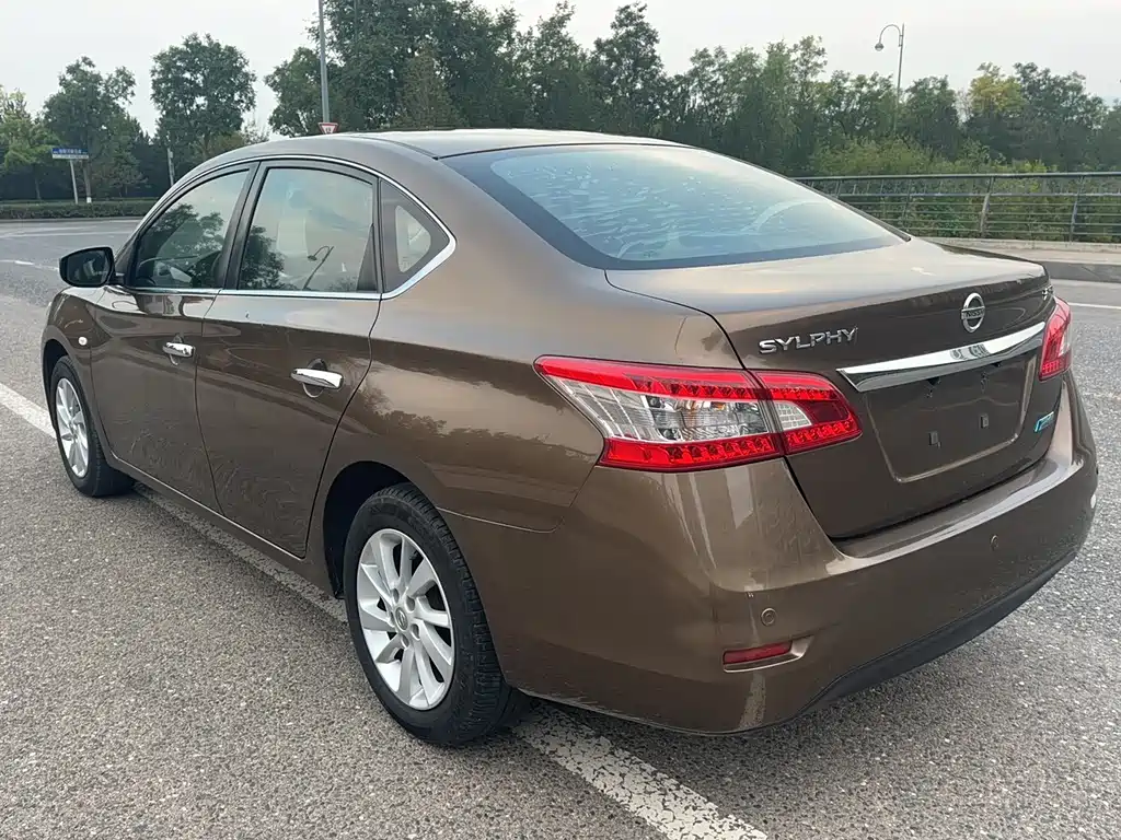 Nissan Sylphy — миниатюра 9